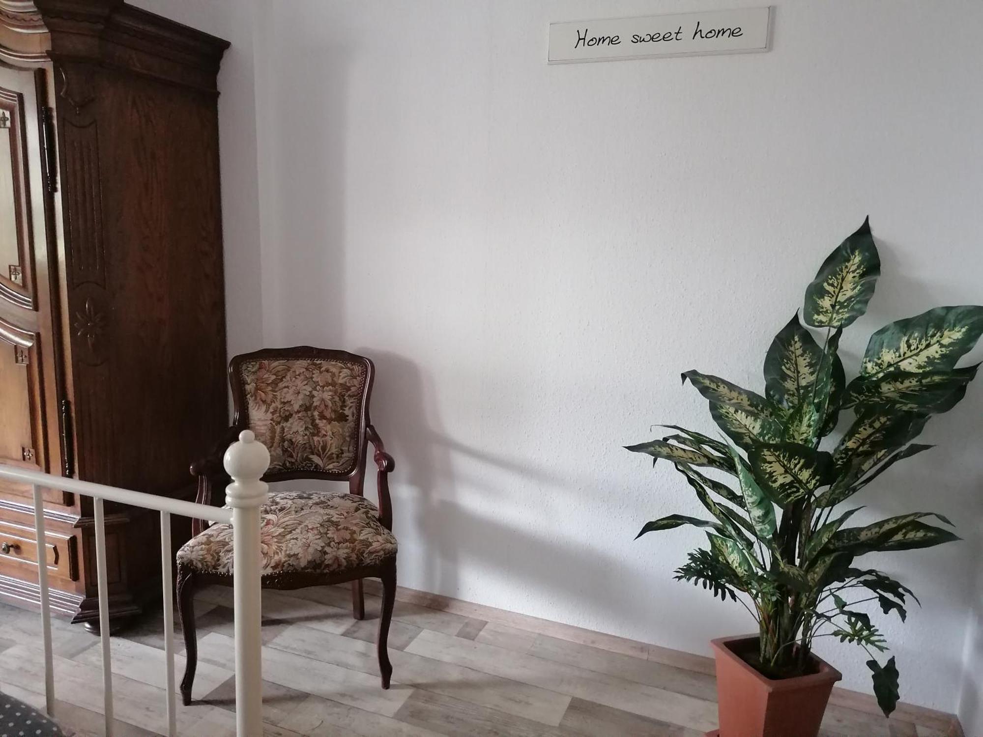 Ferienwohnung Am Reinhardswald - Eichenlaub - Mit Sauna トレンデルブルク エクステリア 写真