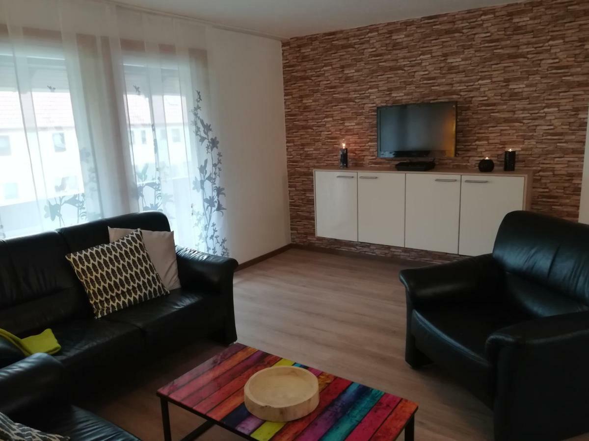 Ferienwohnung Am Reinhardswald - Eichenlaub - Mit Sauna トレンデルブルク エクステリア 写真