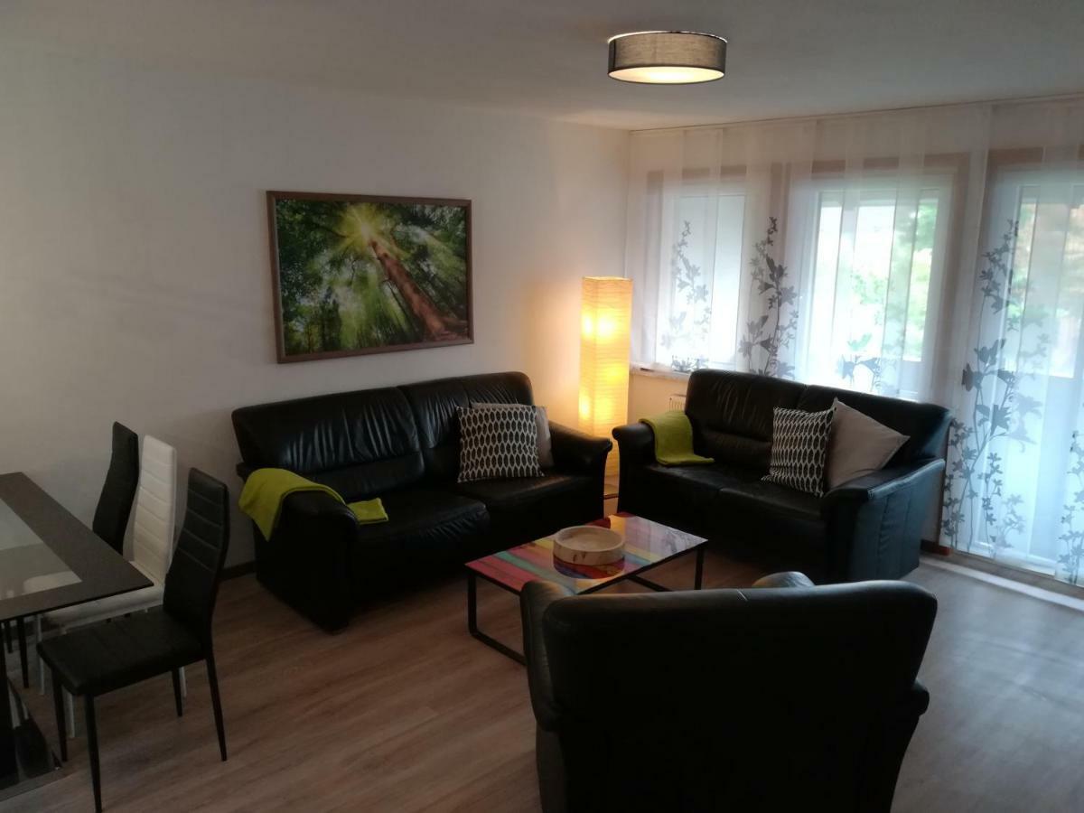 Ferienwohnung Am Reinhardswald - Eichenlaub - Mit Sauna トレンデルブルク エクステリア 写真
