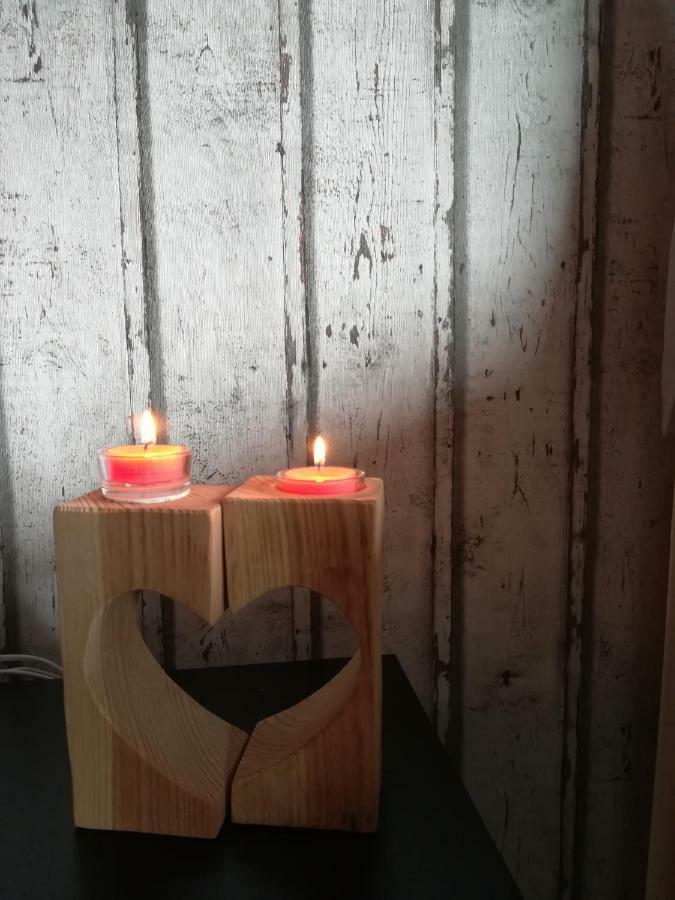 Ferienwohnung Am Reinhardswald - Eichenlaub - Mit Sauna トレンデルブルク エクステリア 写真
